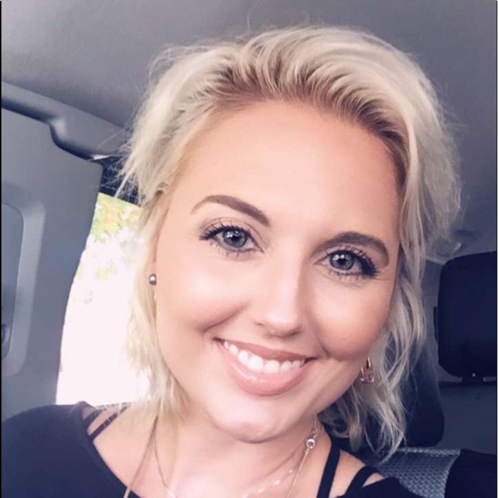 Meet your Posher, Tiffani